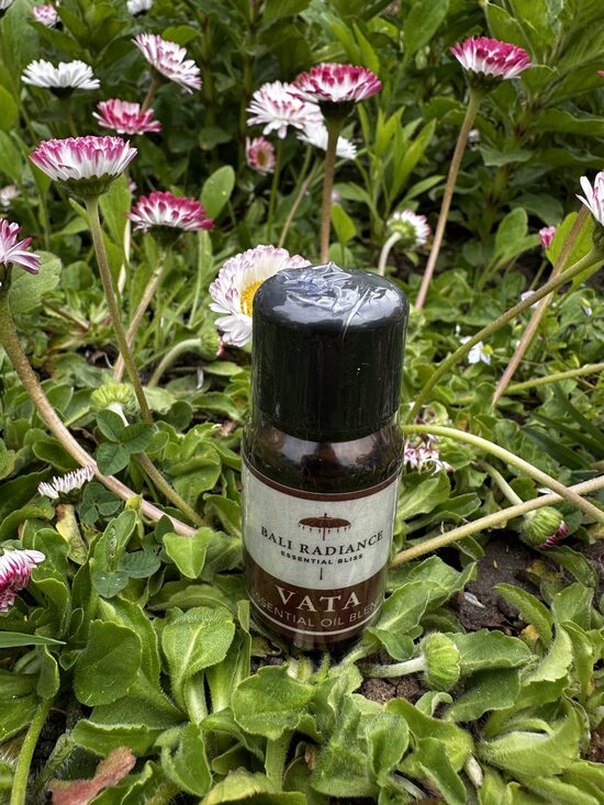 VATA ĒTERISKO EĻĻU MAISĪJUMS PILIENOS 15ml
