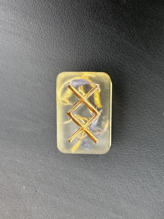 RŪNU TALISMANS INGUZ. JAUNAM SĀKUMAM, IZAUGSMEI UN IEKŠĒJAI NOBRIEŠANAI