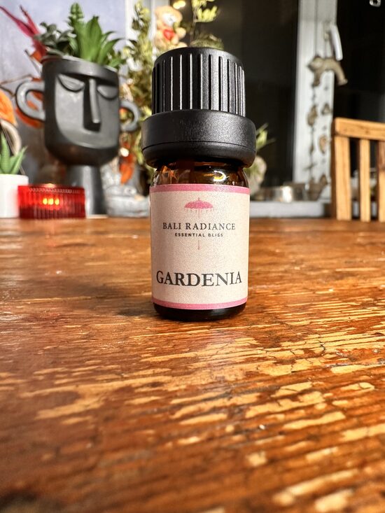 GARDENIA ĒTERISKĀ EĻĻA