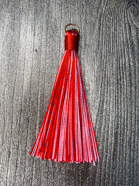 MALAS PIEKARIŅŠ | ROZĀ AR SARKANU