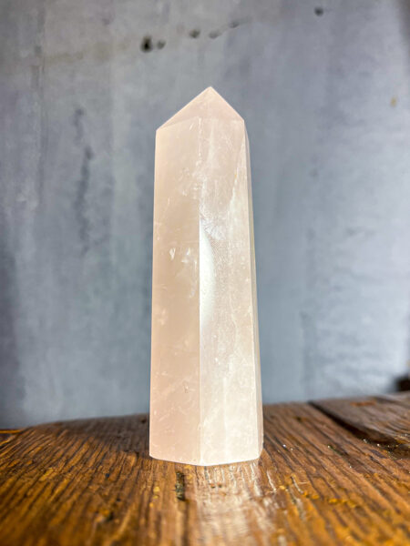 ROŽU KVARCS (110-119g)