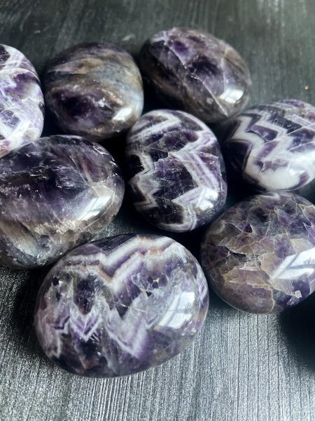 AMETISTS | OVĀLS (90-100g)