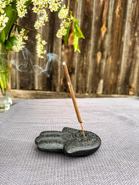 HAMSA PLAUKSTA - vīraka turētājs (melna)