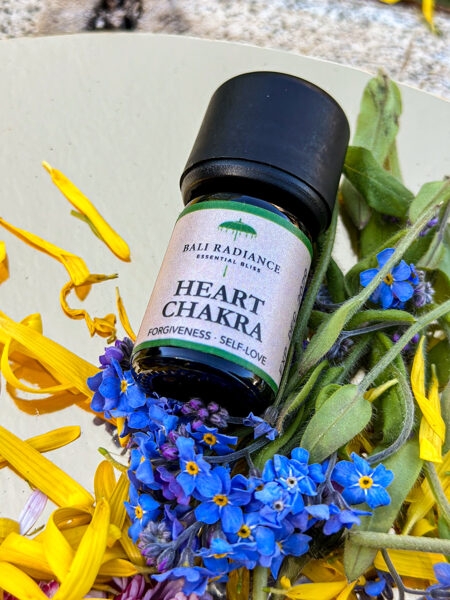 ANĀHATA - SIRDS ČAKRAS EĻĻAS MAISĪJUMS (pilieni) 