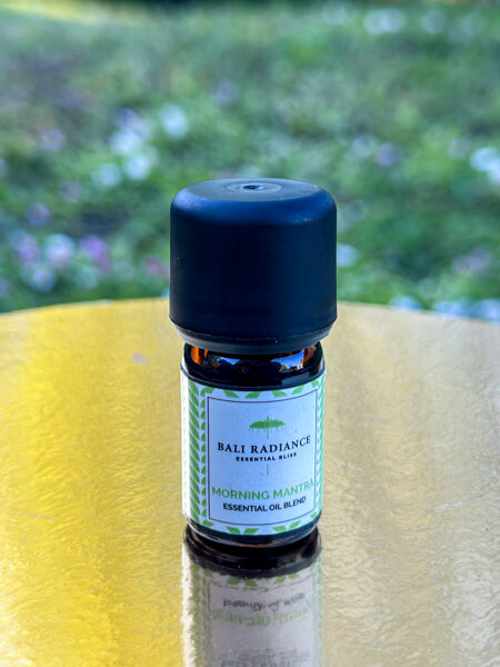 RĪTA MANTRA - ĒTERISKO EĻĻU MAISĪJUMS (pilieni)